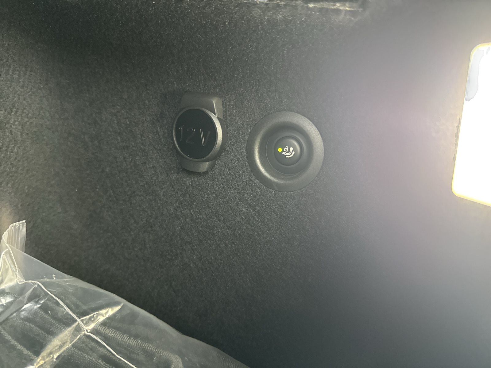 BMW iX1 2025 — imagine 16