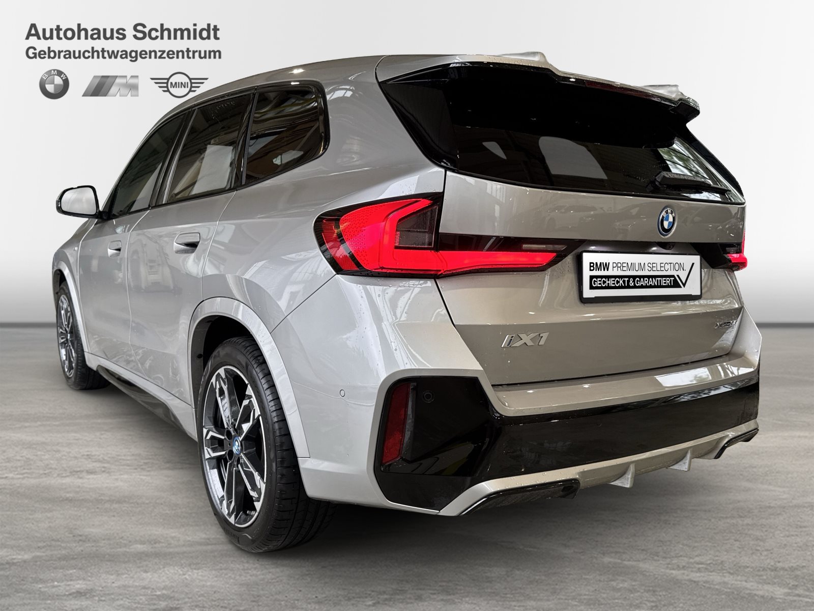 BMW iX1 2025 — imagine 6