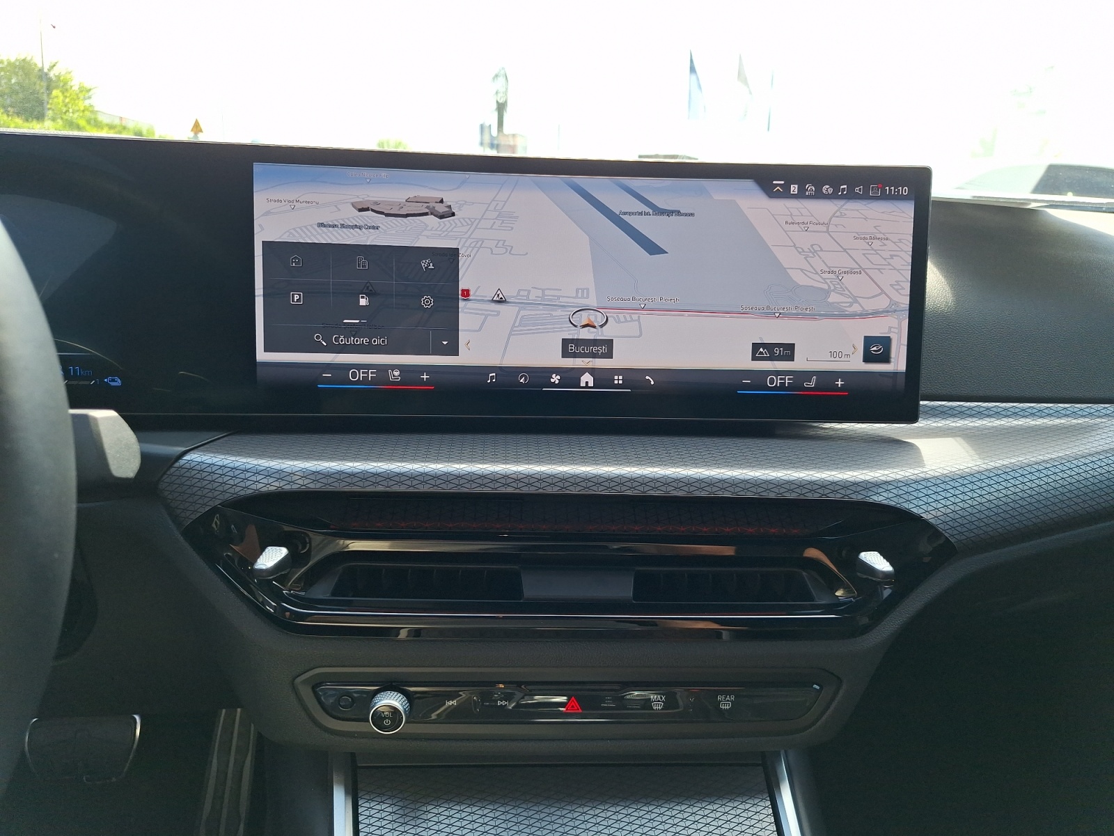 BMW 330e 2025 — imagine 10