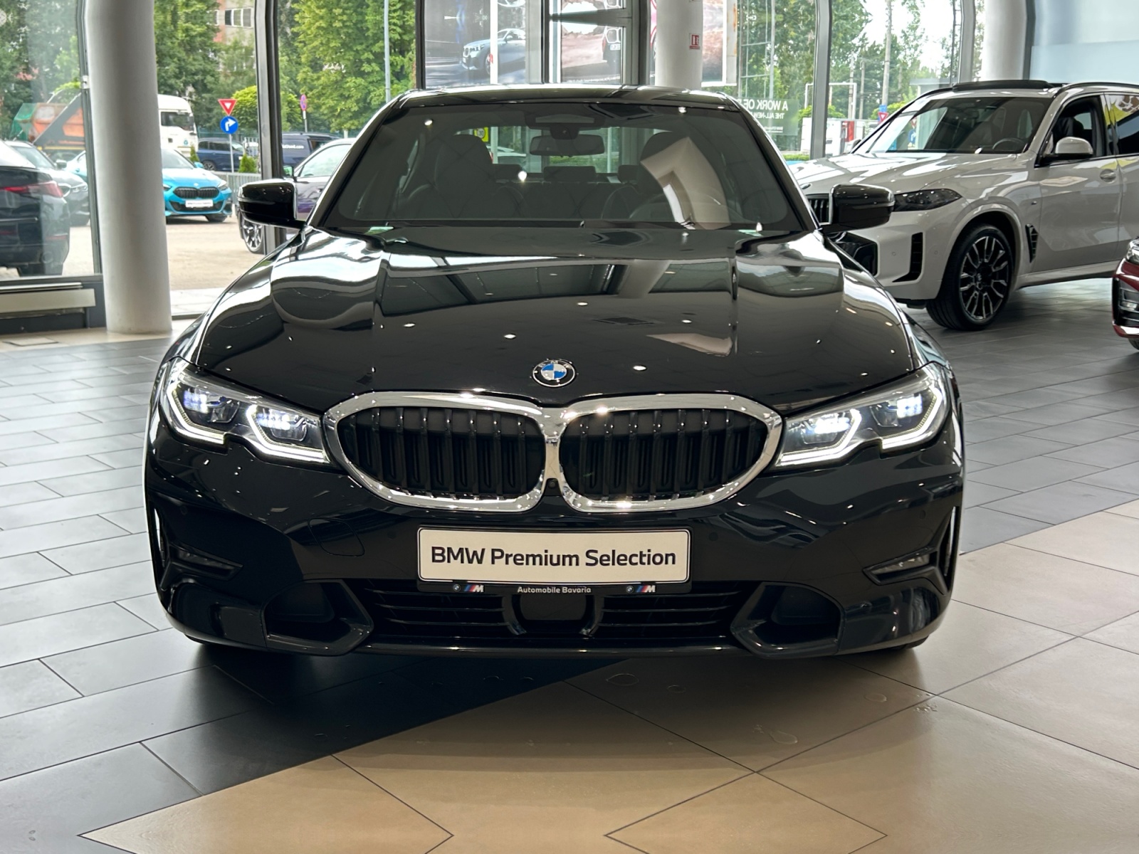 330E XDRIVE