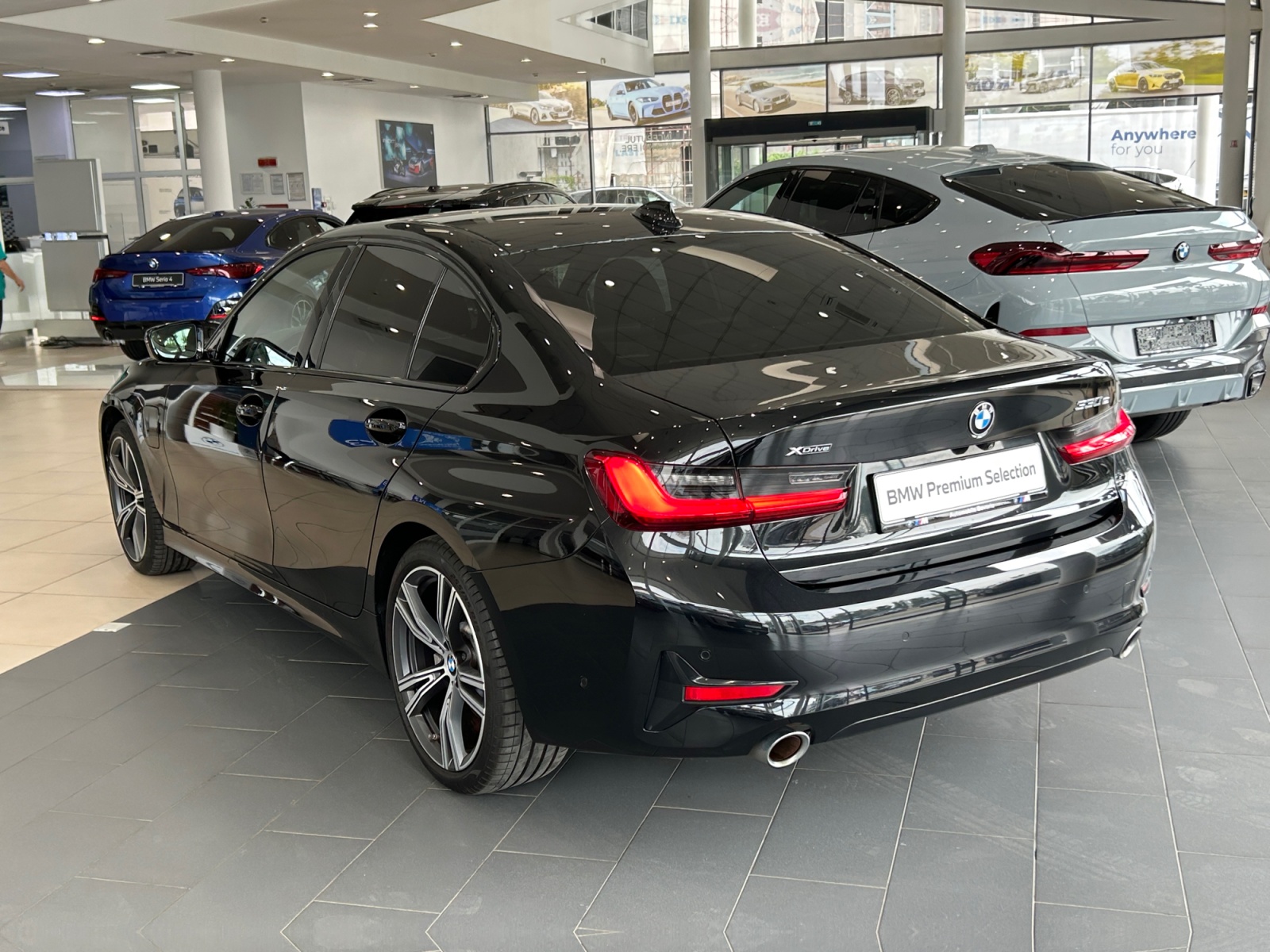 330E XDRIVE