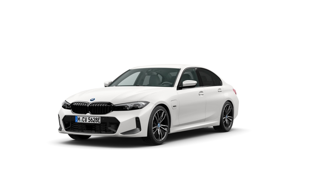BMW 330e 2022