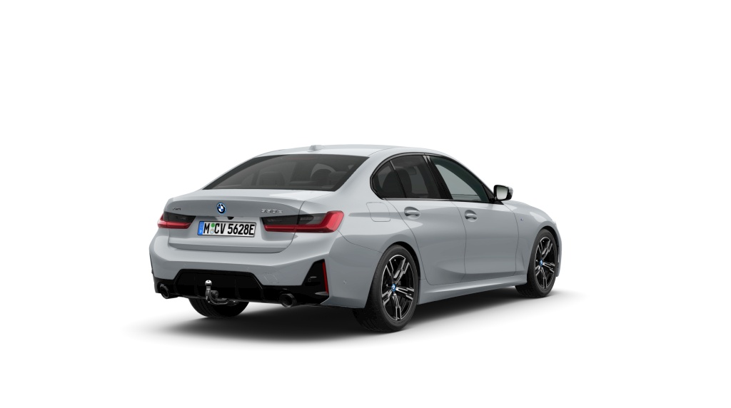 BMW 330e 2024 — imagine 2