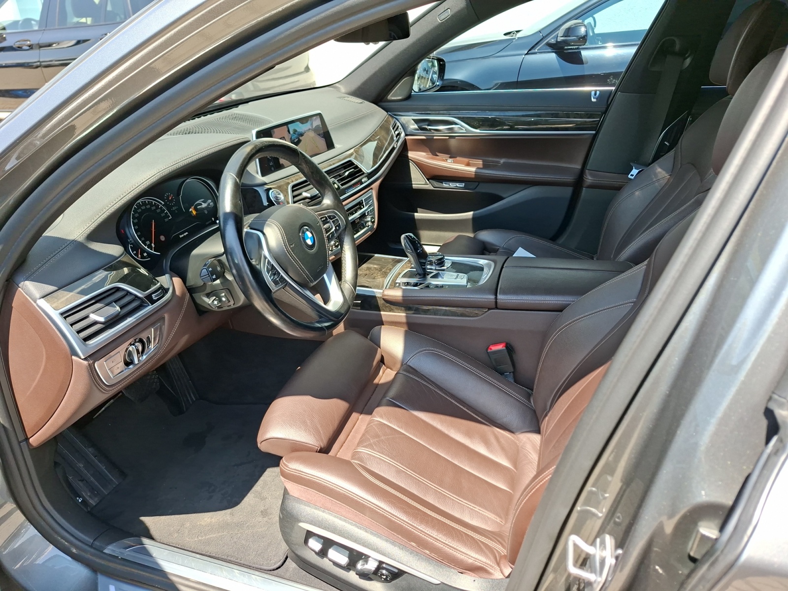 740D XDRIVE