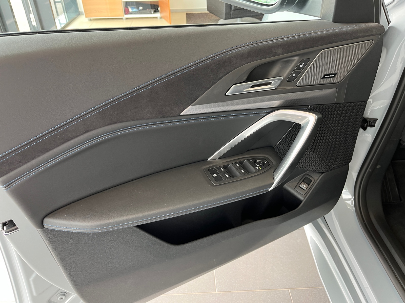 X2 SDRIVE20I