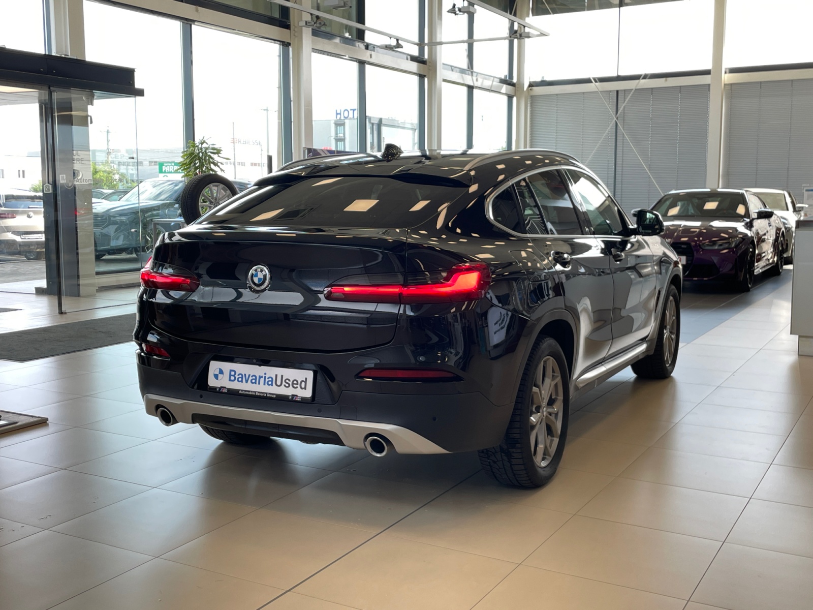 BMW X4 2021 — imagine 4