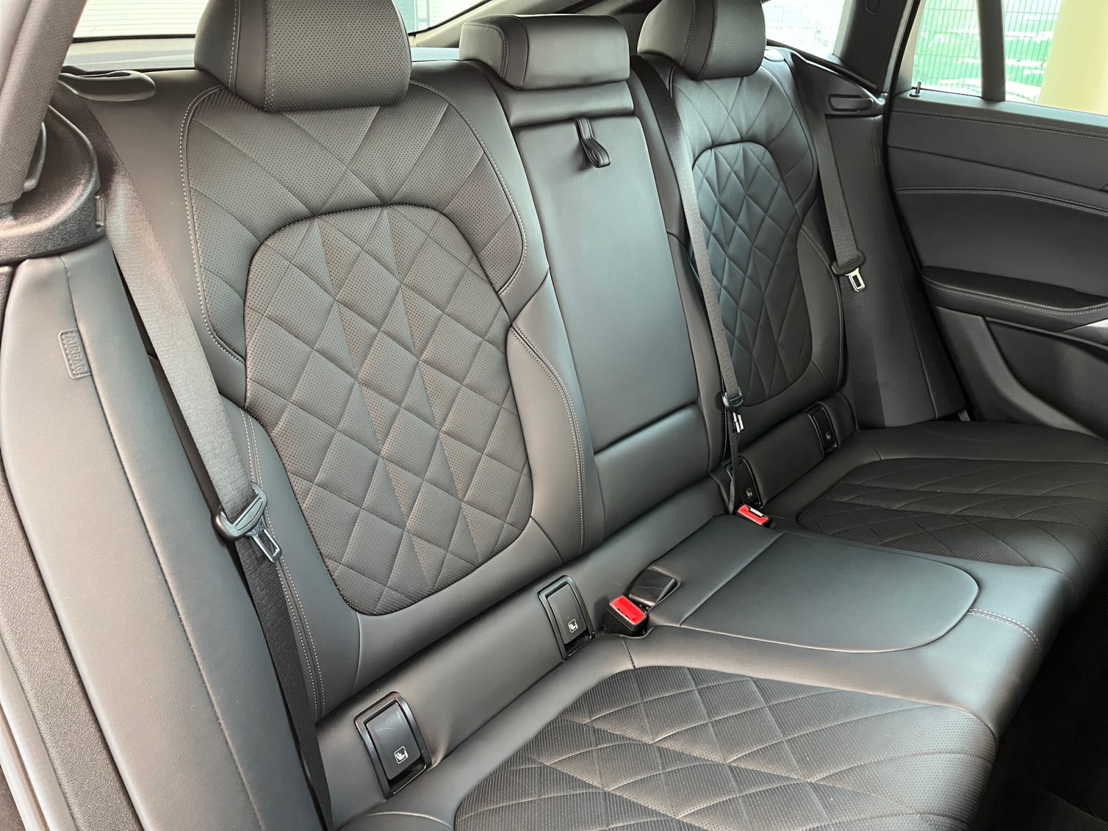 BMW X6 2022 — imagine 33