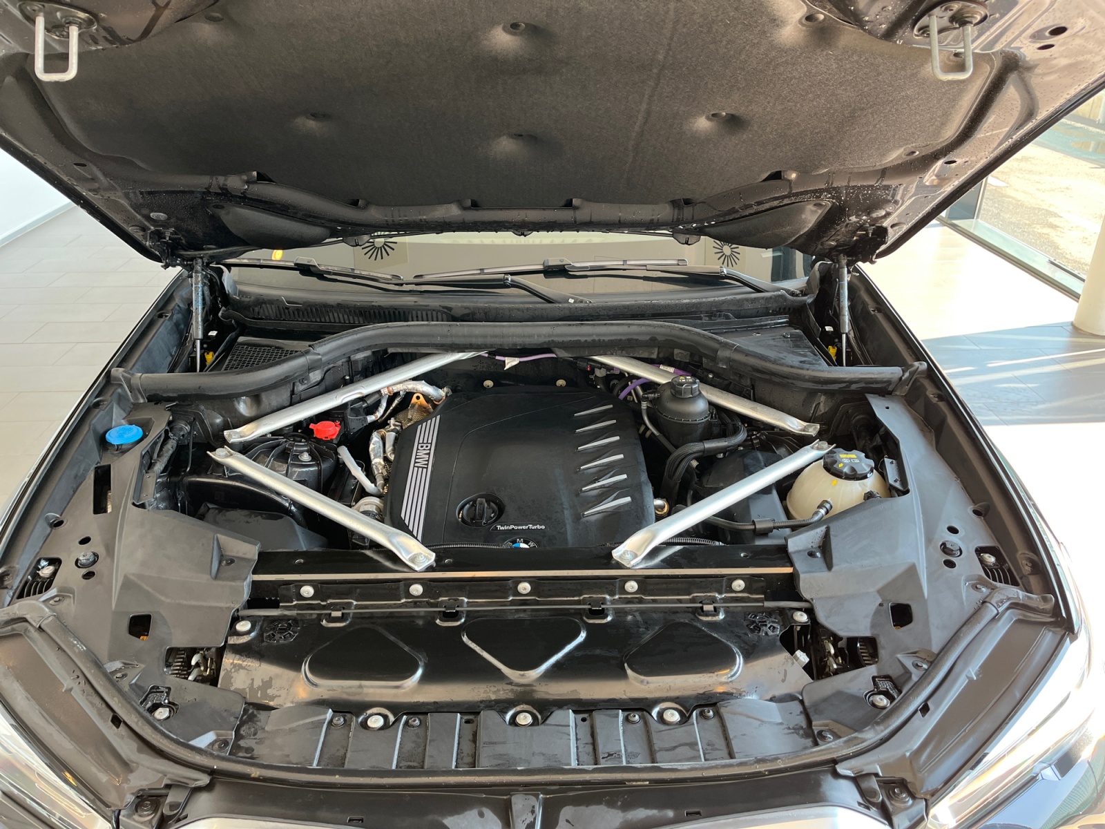 BMW X6 2022 — imagine 36