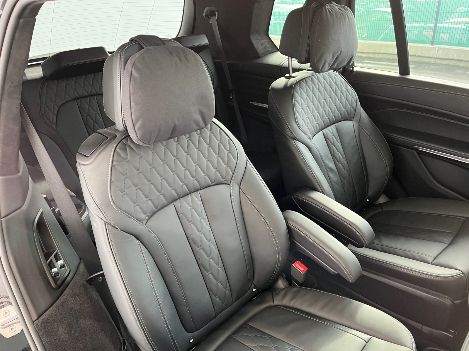 BMW X7 2025 — imagine 14