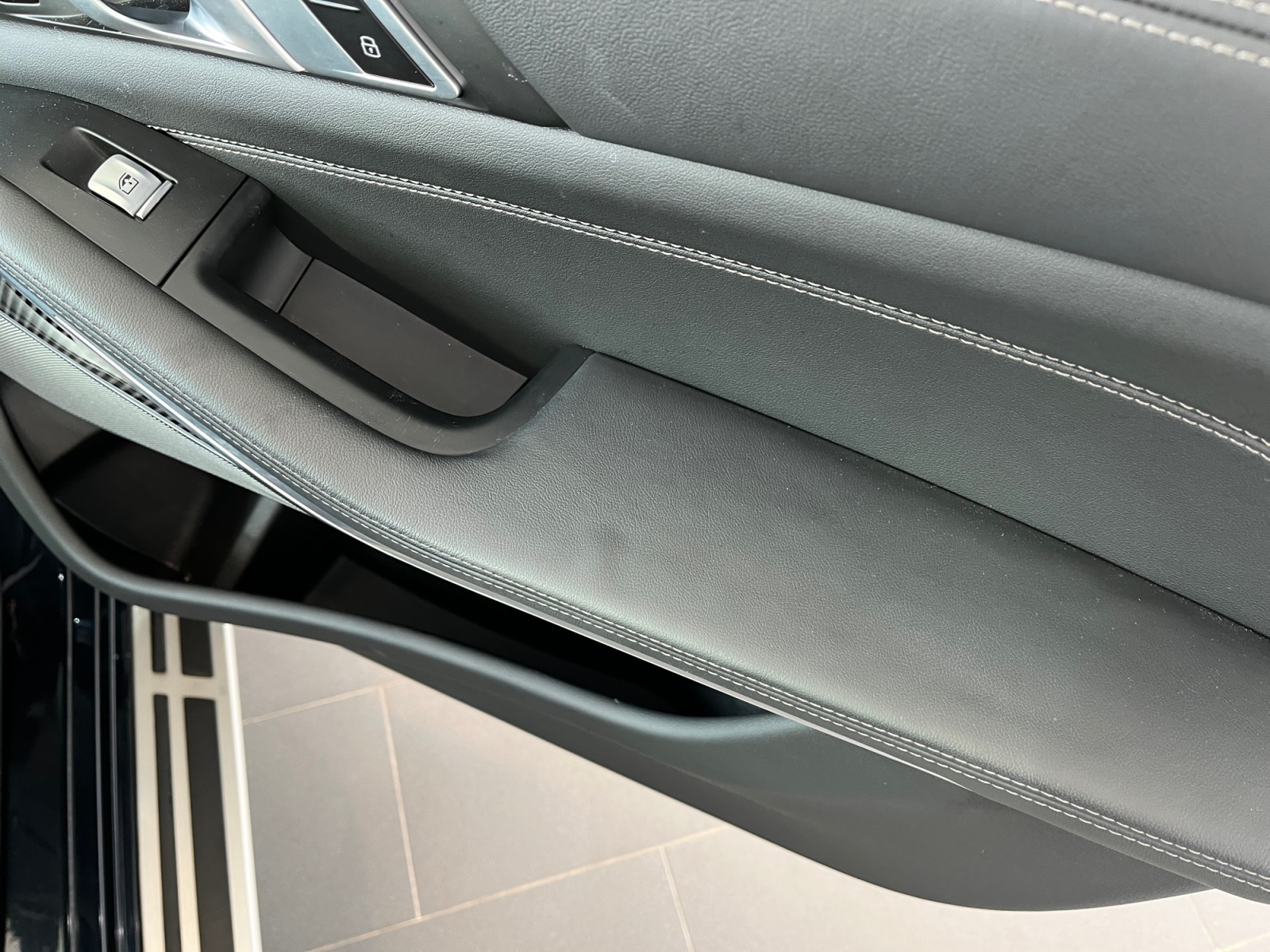 BMW X7 2025 — imagine 16