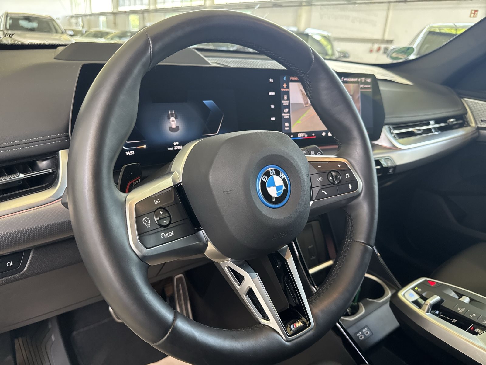 BMW iX1 2024 — imagine 19