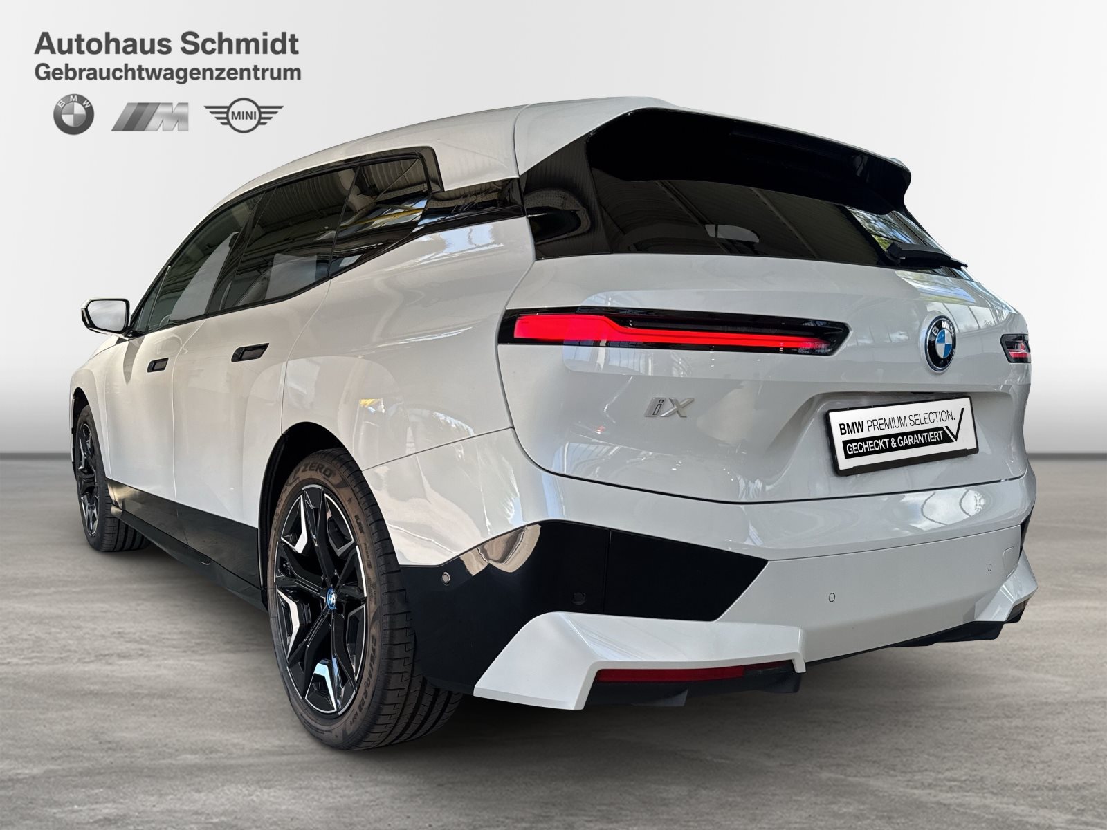 BMW iX 2023 — imagine 3