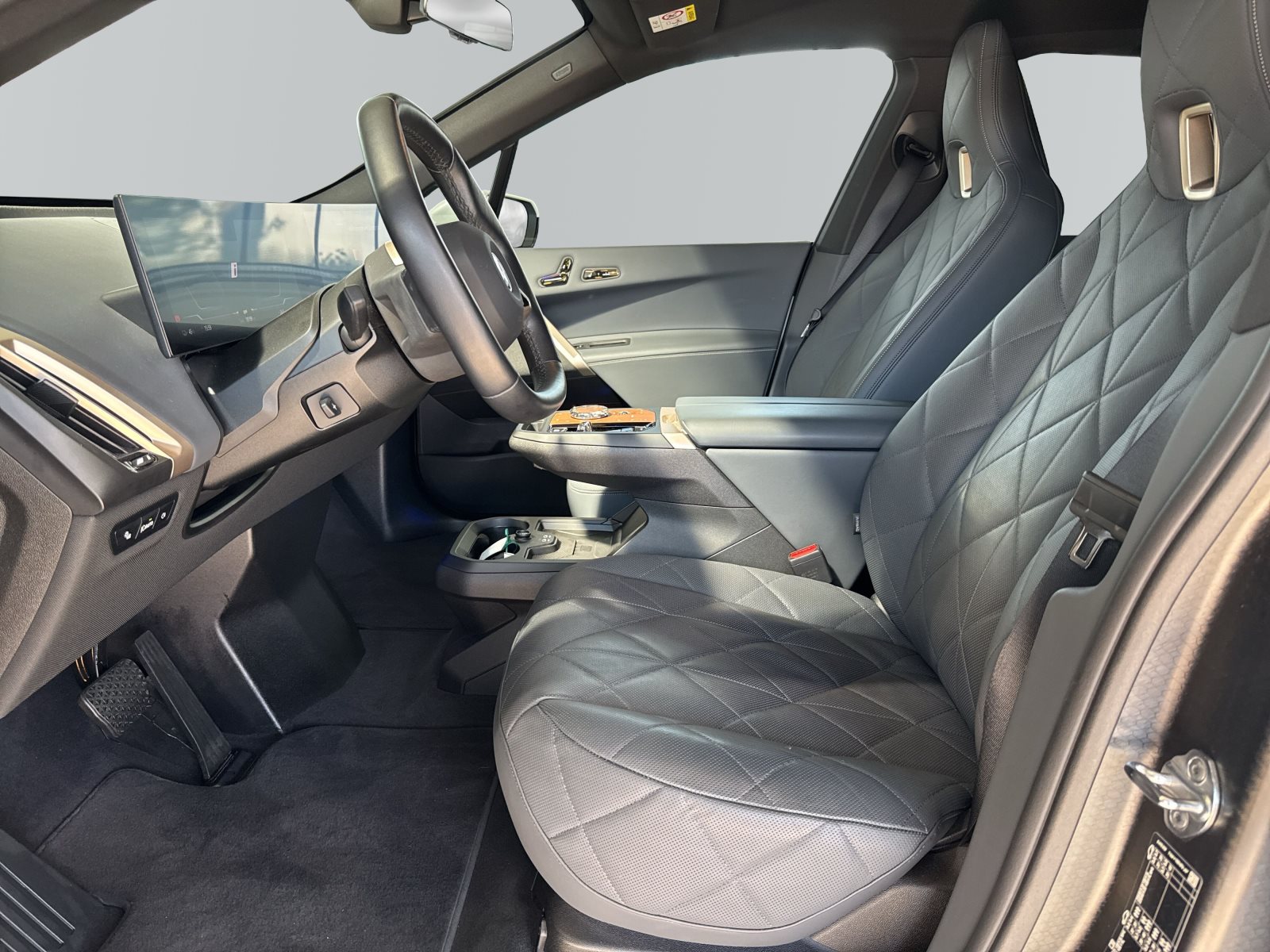 BMW iX 2023 — imagine 8