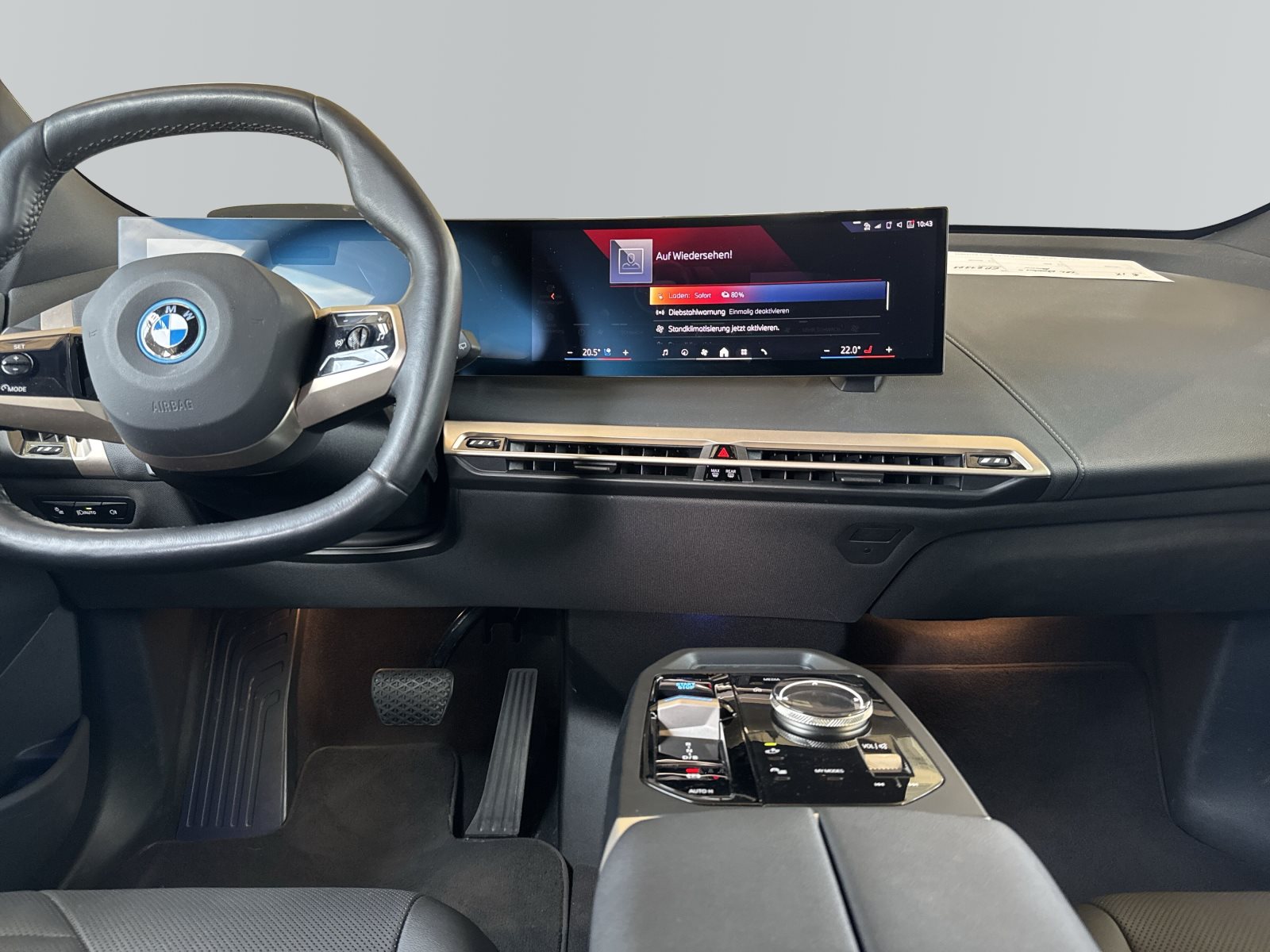BMW iX 2023 — imagine 13