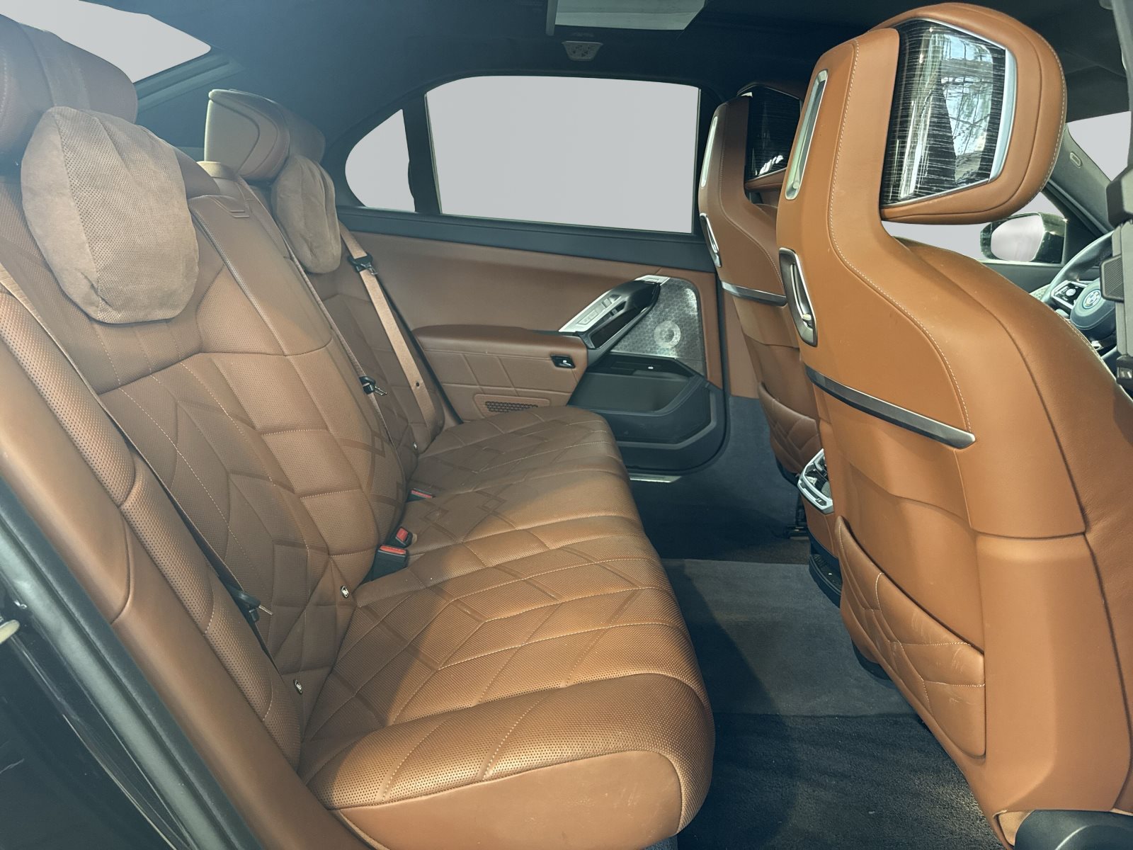 BMW i7 2023 — imagine 10