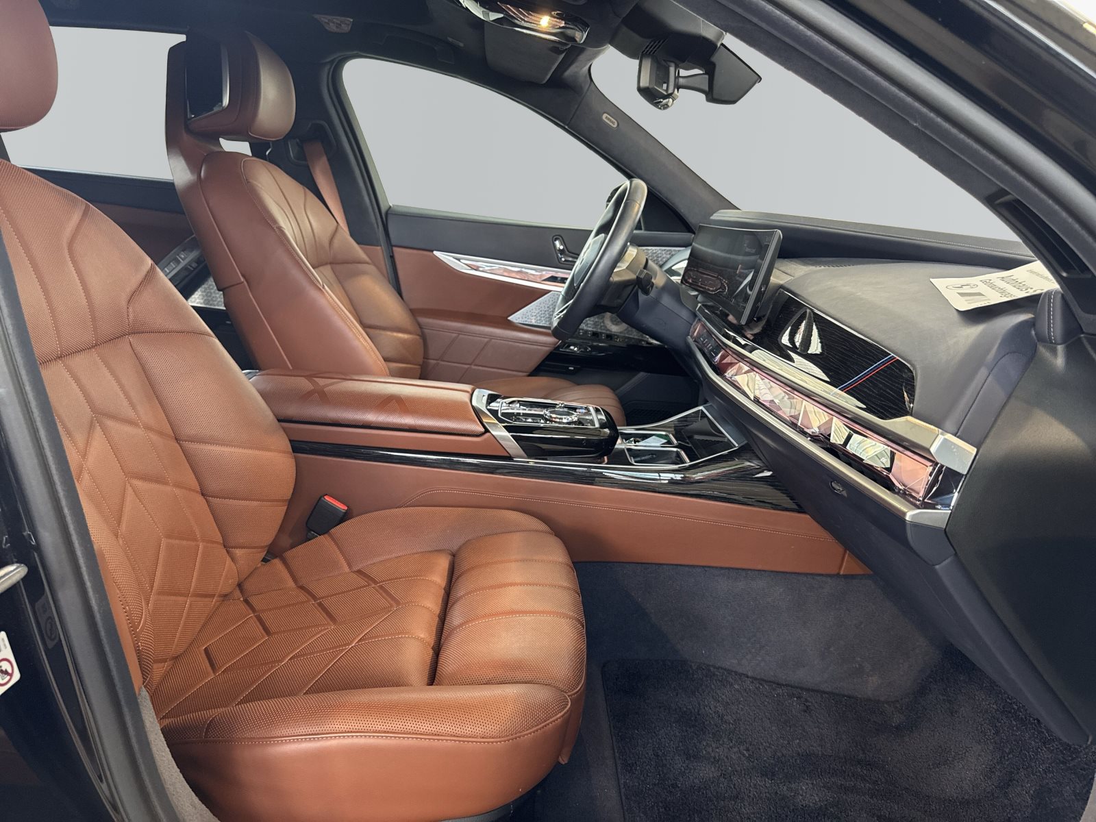 BMW i7 2023 — imagine 11
