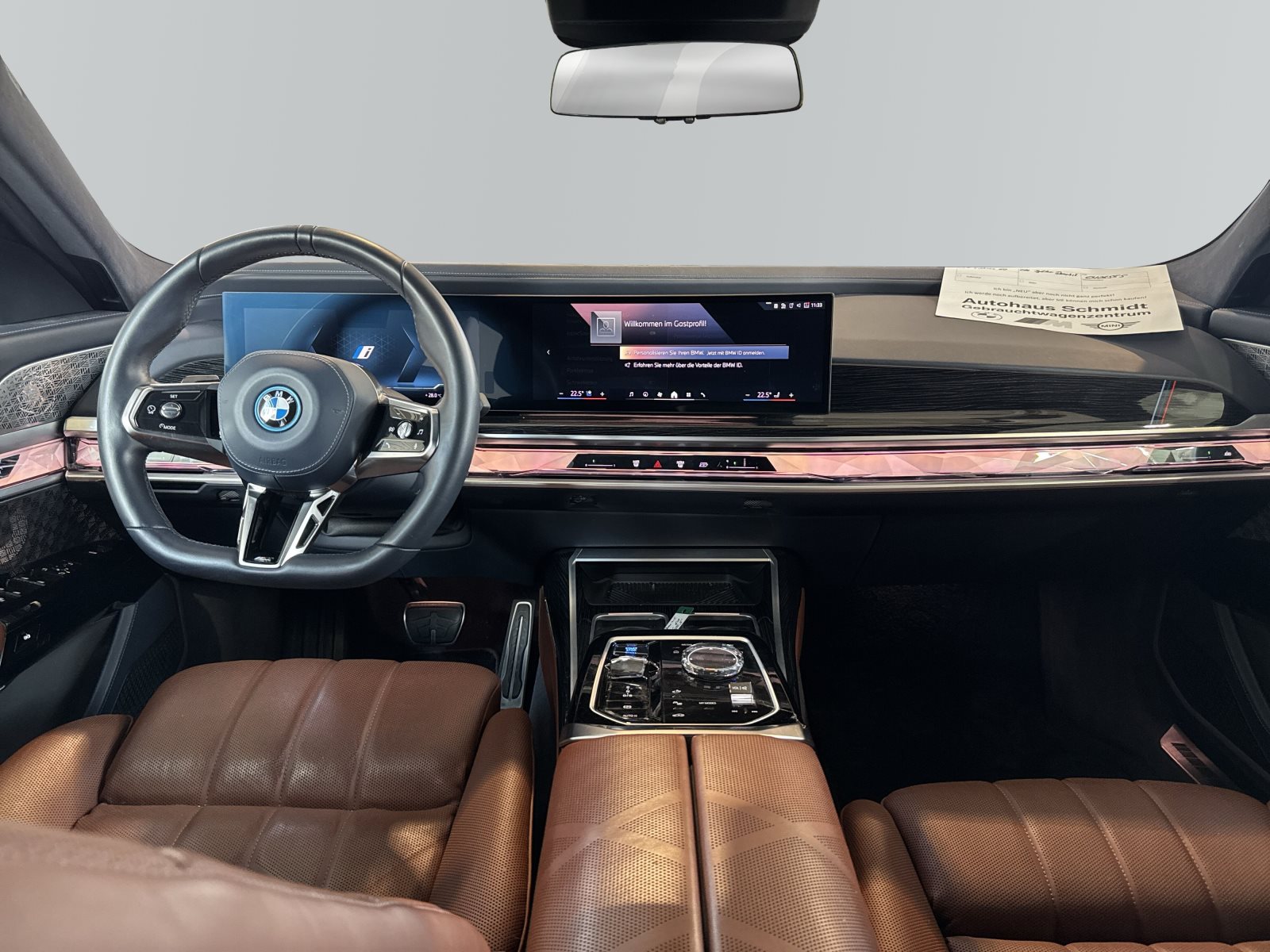 BMW i7 2023 — imagine 12