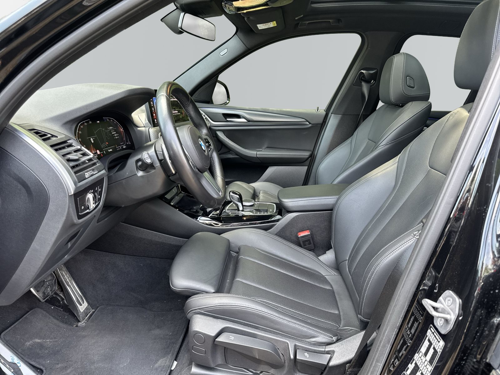 BMW X3 2022 — imagine 8