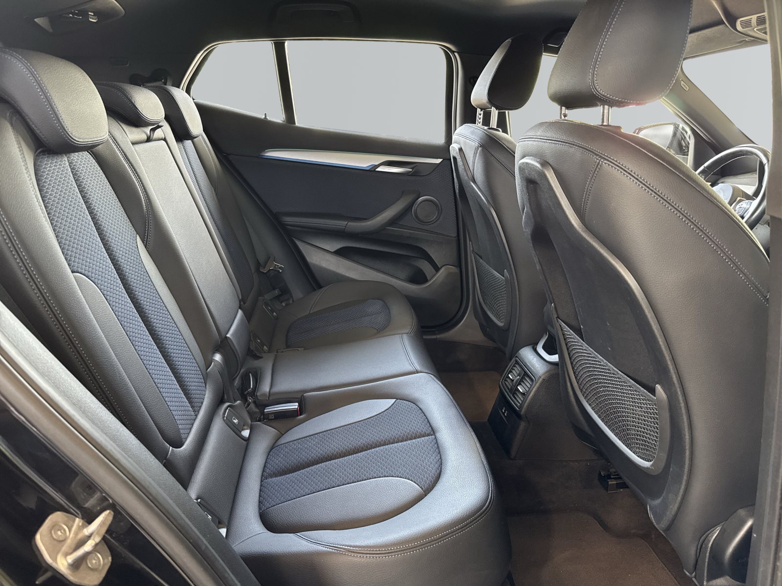 BMW X2 2022 — imagine 10