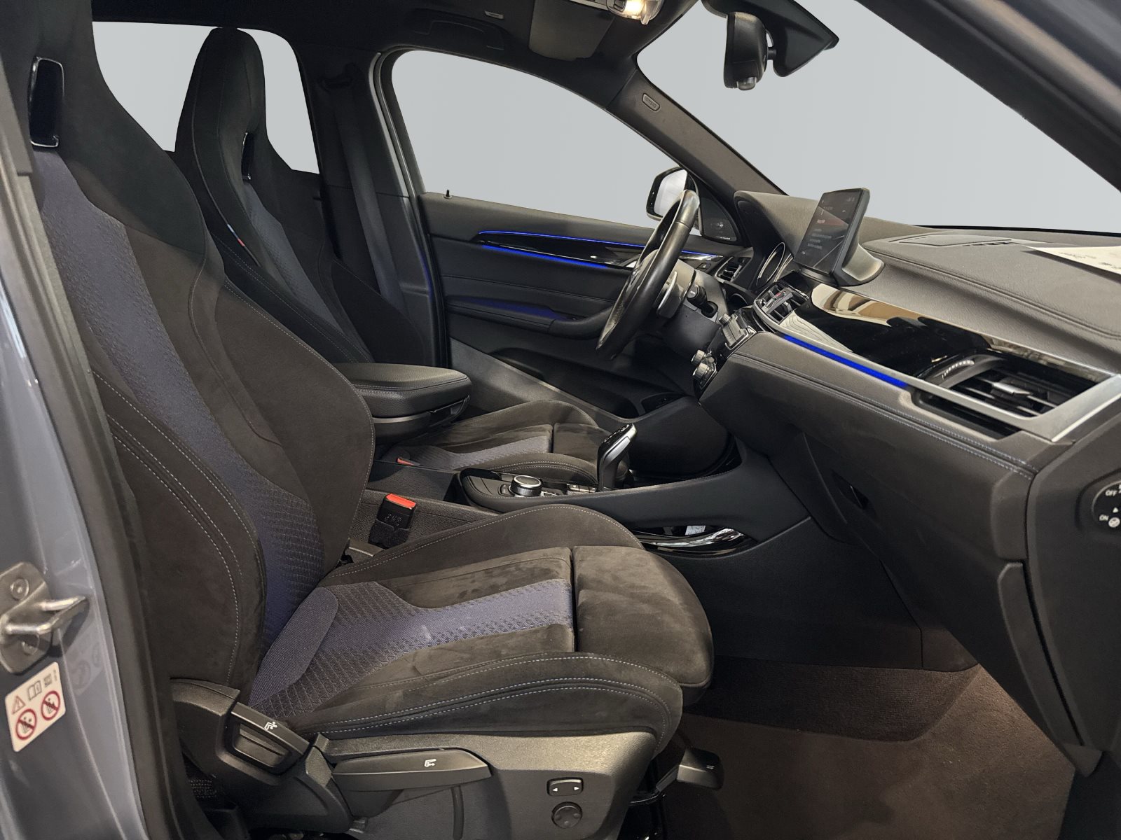 BMW X2 2023 — imagine 11