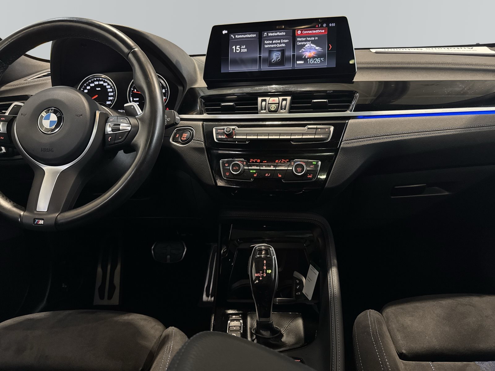 BMW X2 2023 — imagine 13