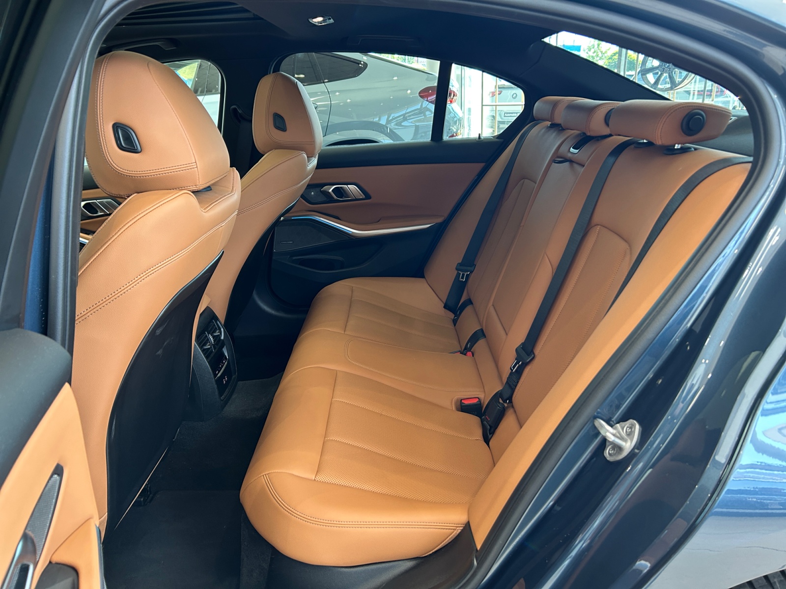 BMW Seria 3, 318D, 2025, 19040 km