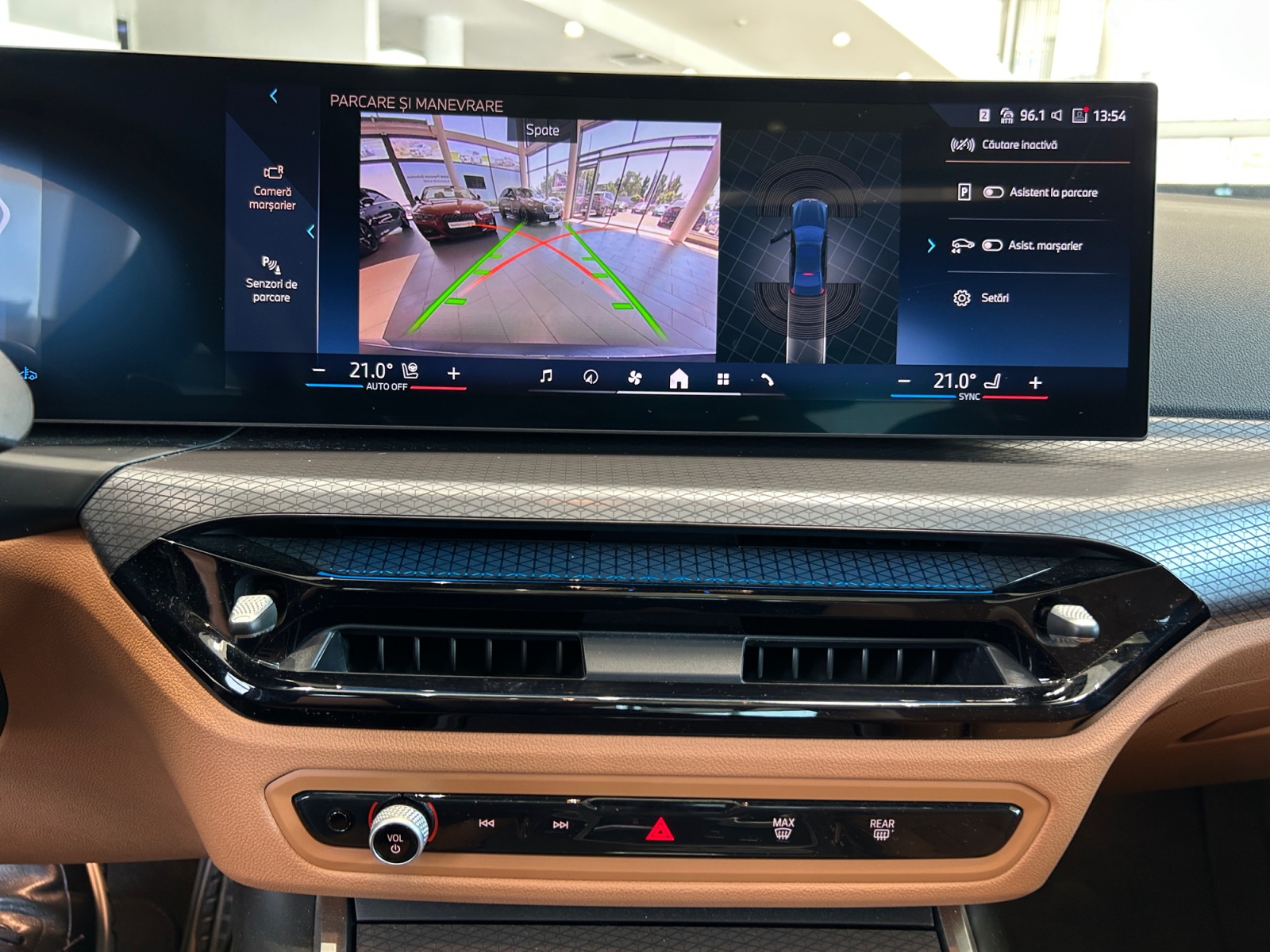 BMW Seria 3, 318D, 2025, 19040 km