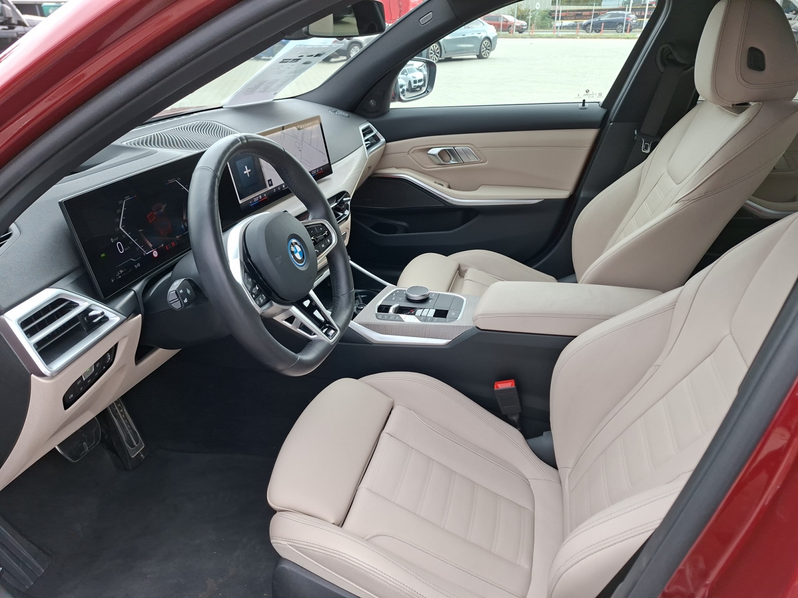 BMW Seria 3, 330E SEDAN, 2025, 15047 km