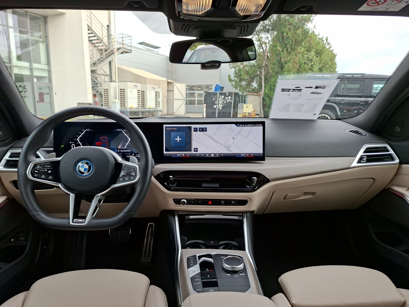 BMW Seria 3, 330E SEDAN, 2025, 15047 km