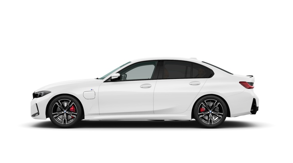 BMW Seria 3, 330E XDRIVE SEDAN, 2025, 26130 km