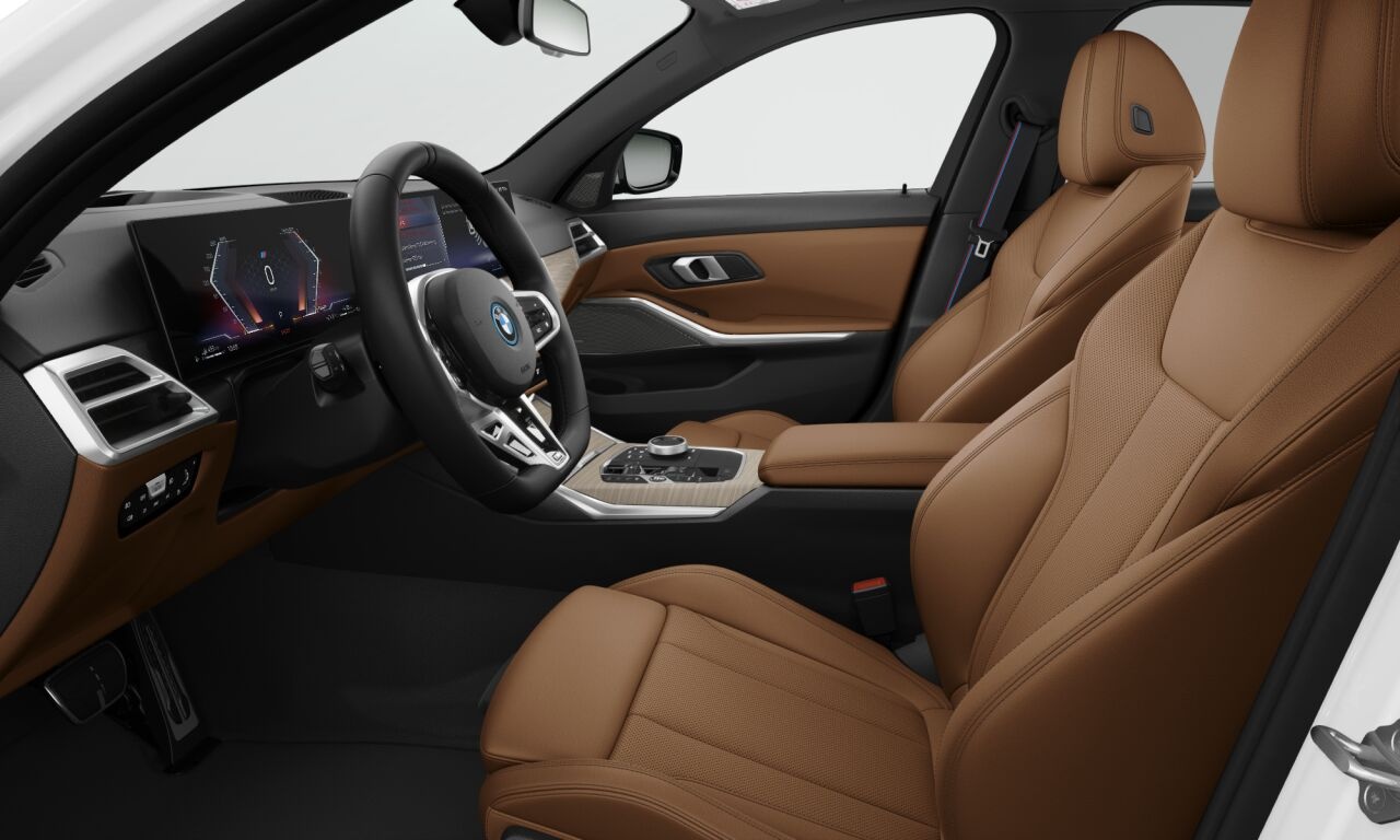 BMW Seria 3, 330E XDRIVE SEDAN, 2025, 26130 km