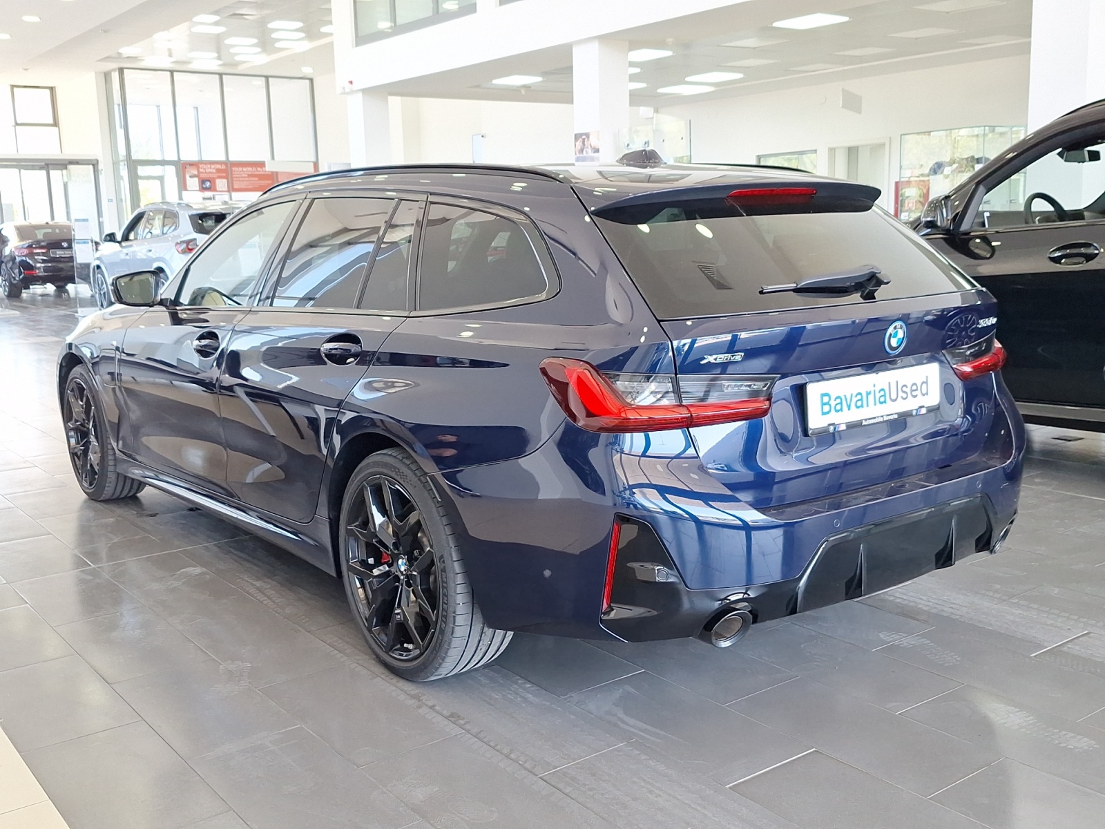 BMW Seria 3, 330E XDRIVE TOURING, 2024, 12595 km