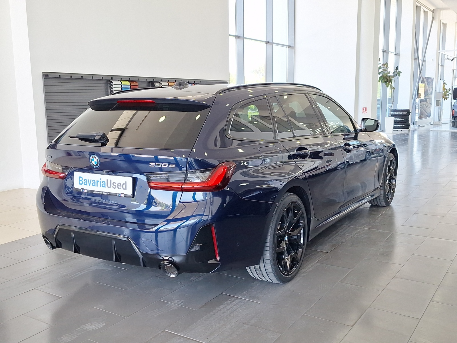 BMW Seria 3, 330E XDRIVE TOURING, 2024, 12595 km