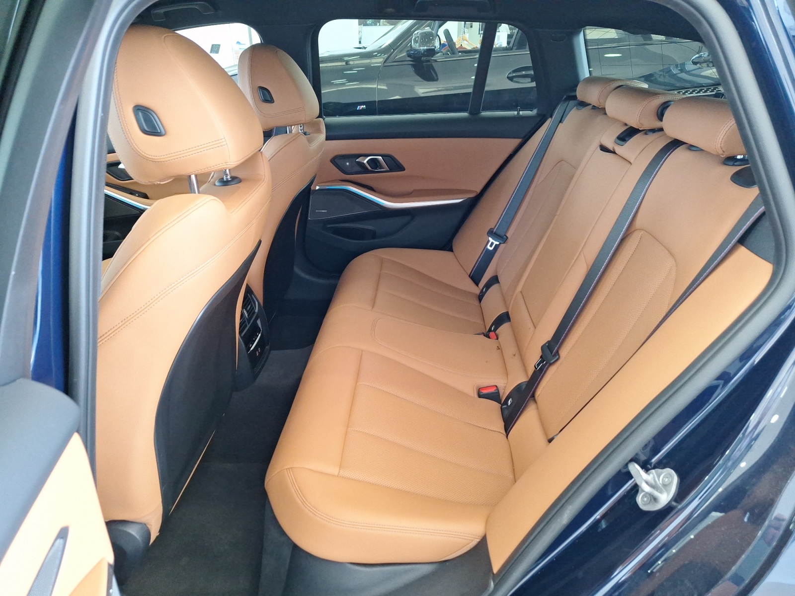 BMW Seria 3, 330E XDRIVE TOURING, 2024, 12595 km