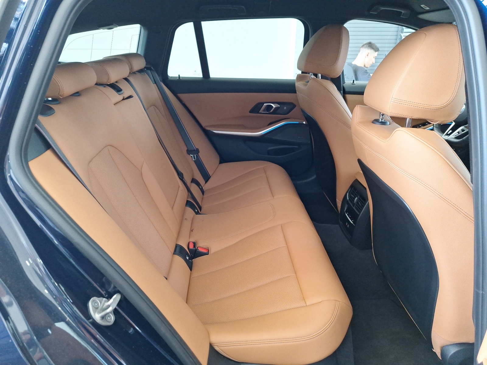 BMW Seria 3, 330E XDRIVE TOURING, 2024, 12595 km