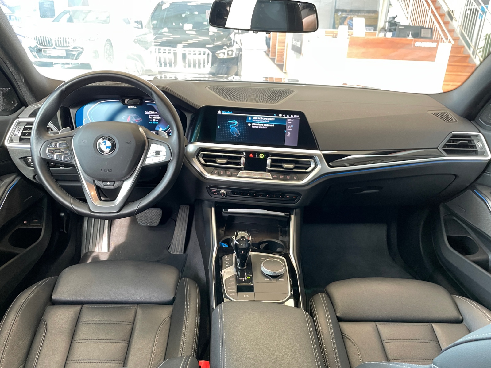 BMW Seria 3, 330E XDRIVE, 2021, 71900 km