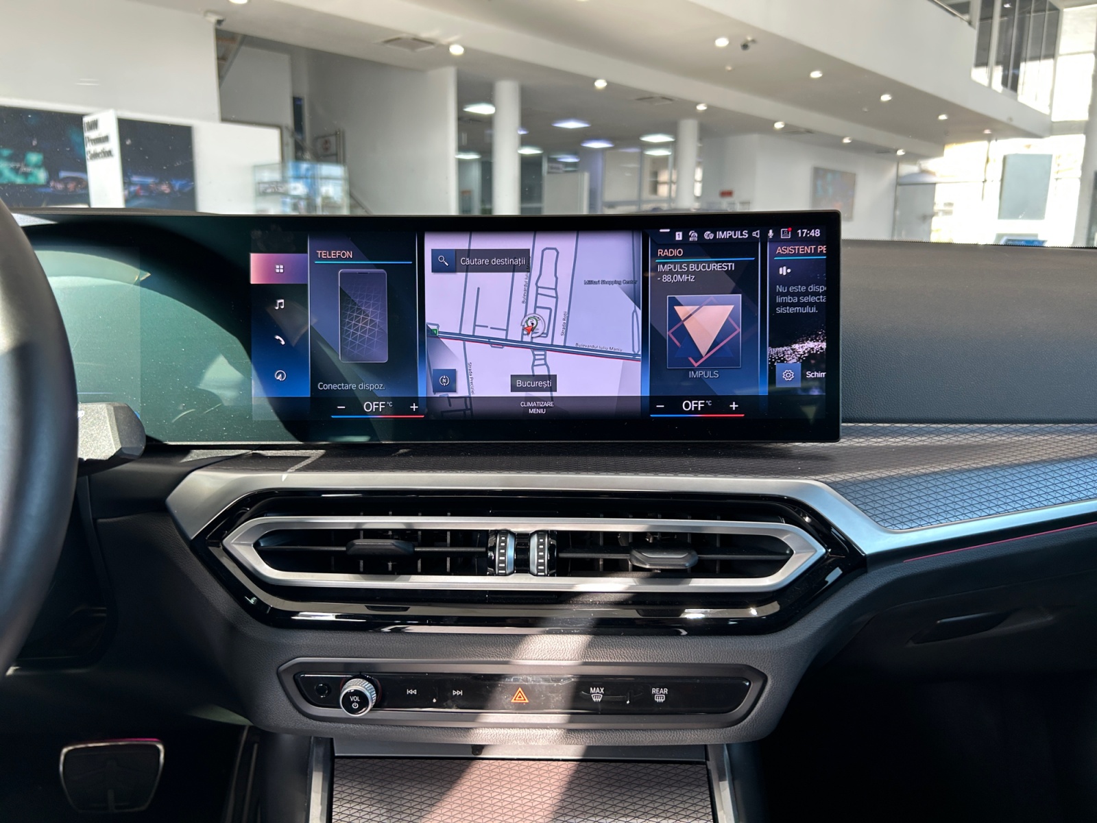 BMW Seria 3, 330E XDRIVE, 2024, 10459 km