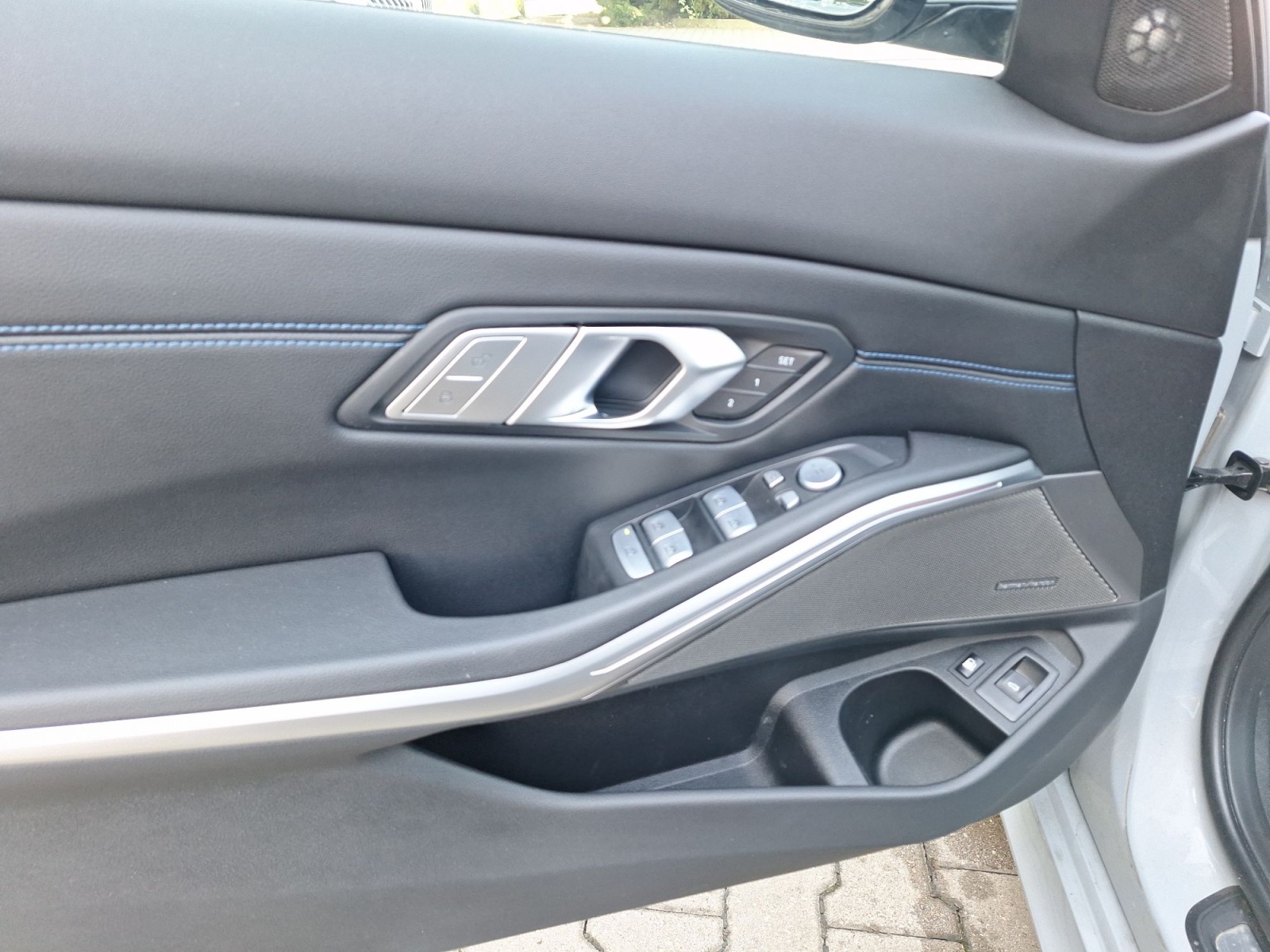 BMW Seria 3, 330E XDRIVE, 2024, 73624 km
