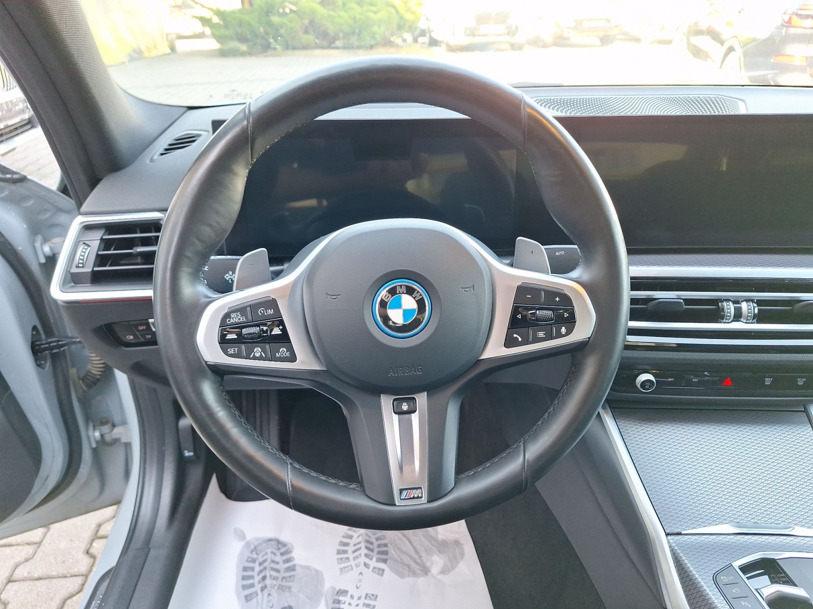 BMW Seria 3, 330E XDRIVE, 2024, 73624 km
