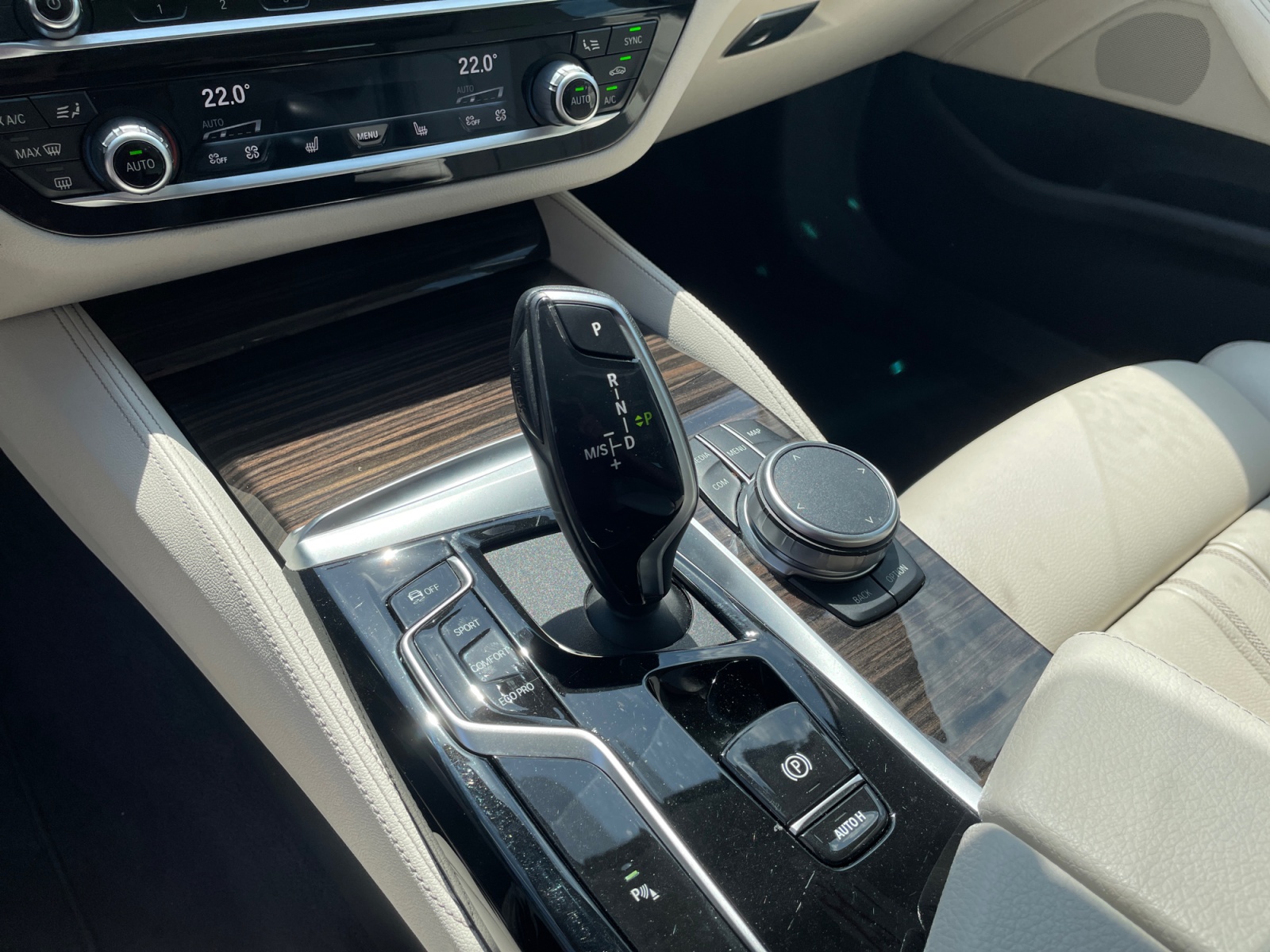 BMW_Seria-5_520D-XDRIVE_2022_diesel_78773_km_190_CP_11 BMW Seria 5, 520D XDRIVE, 2022, 78773 km