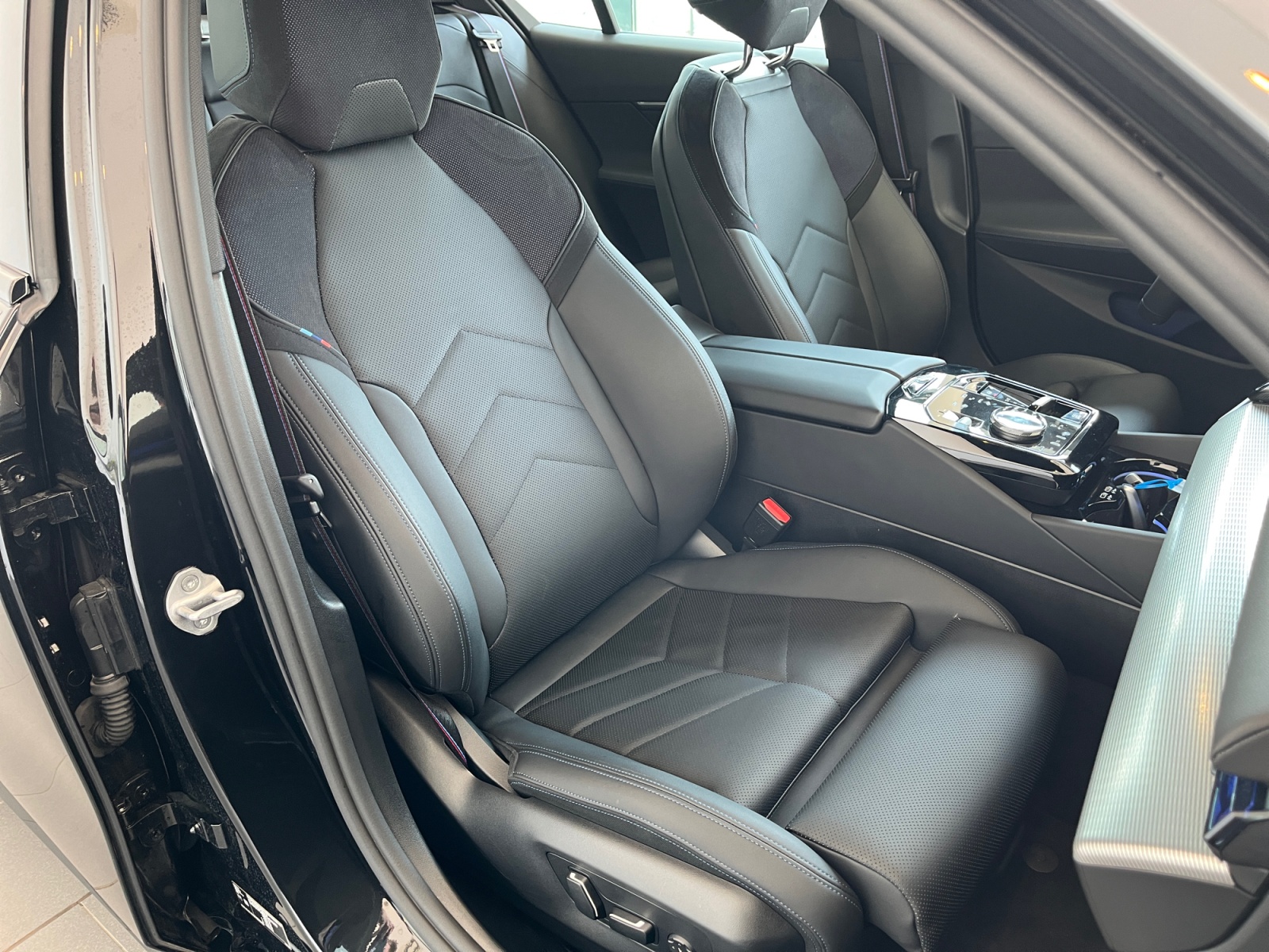 BMW Seria 5, 520D XDRIVE, 2025, 19000 km