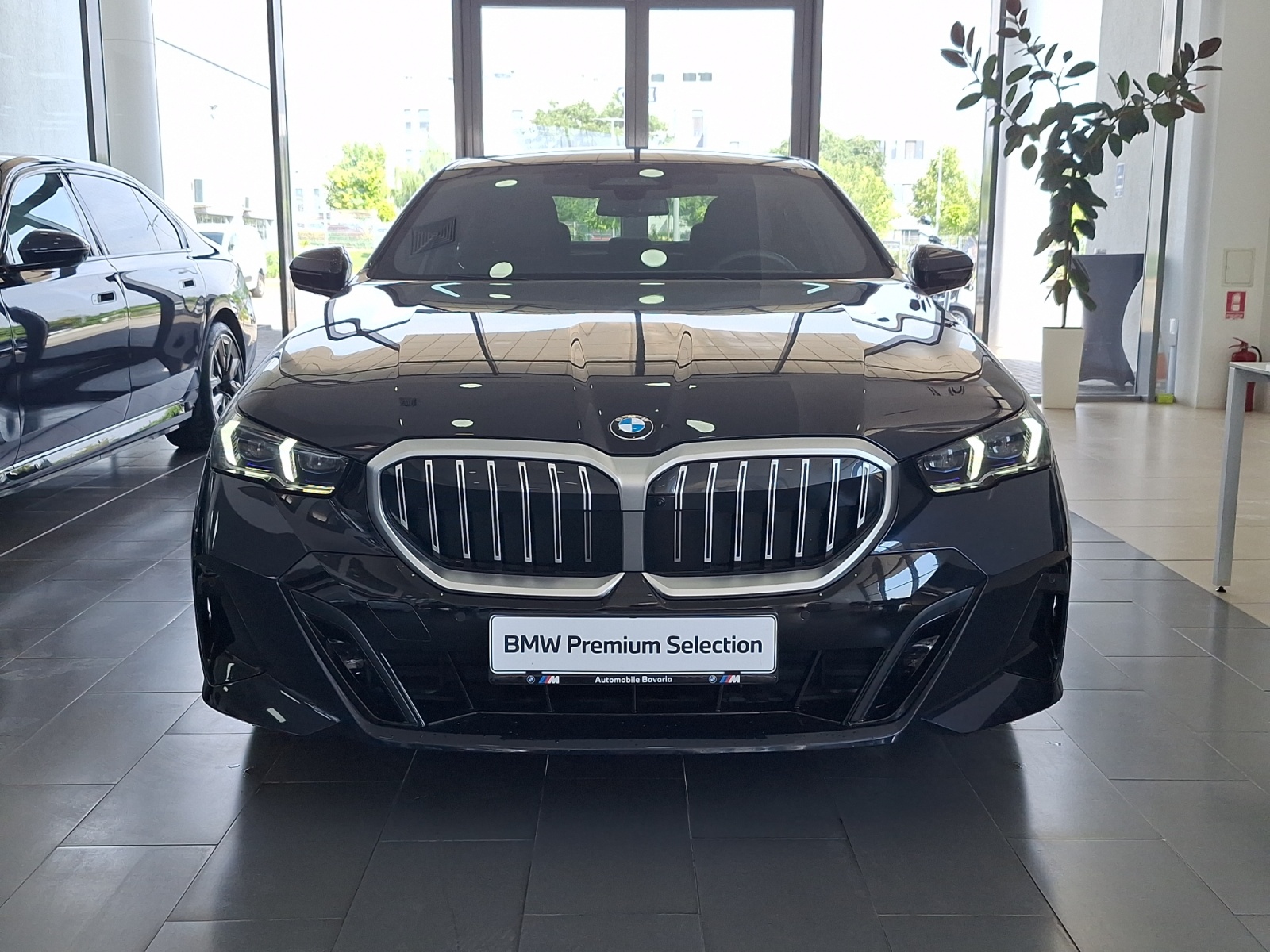 BMW Seria 5, 520D, 2025, 24610 km