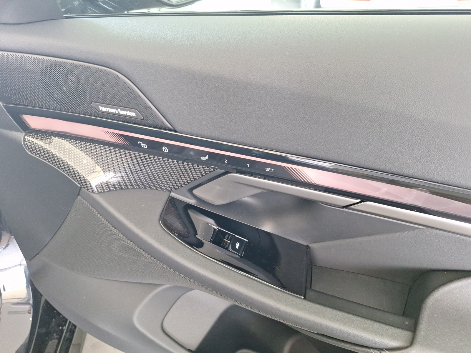 BMW Seria 5, 520D, 2025, 24610 km