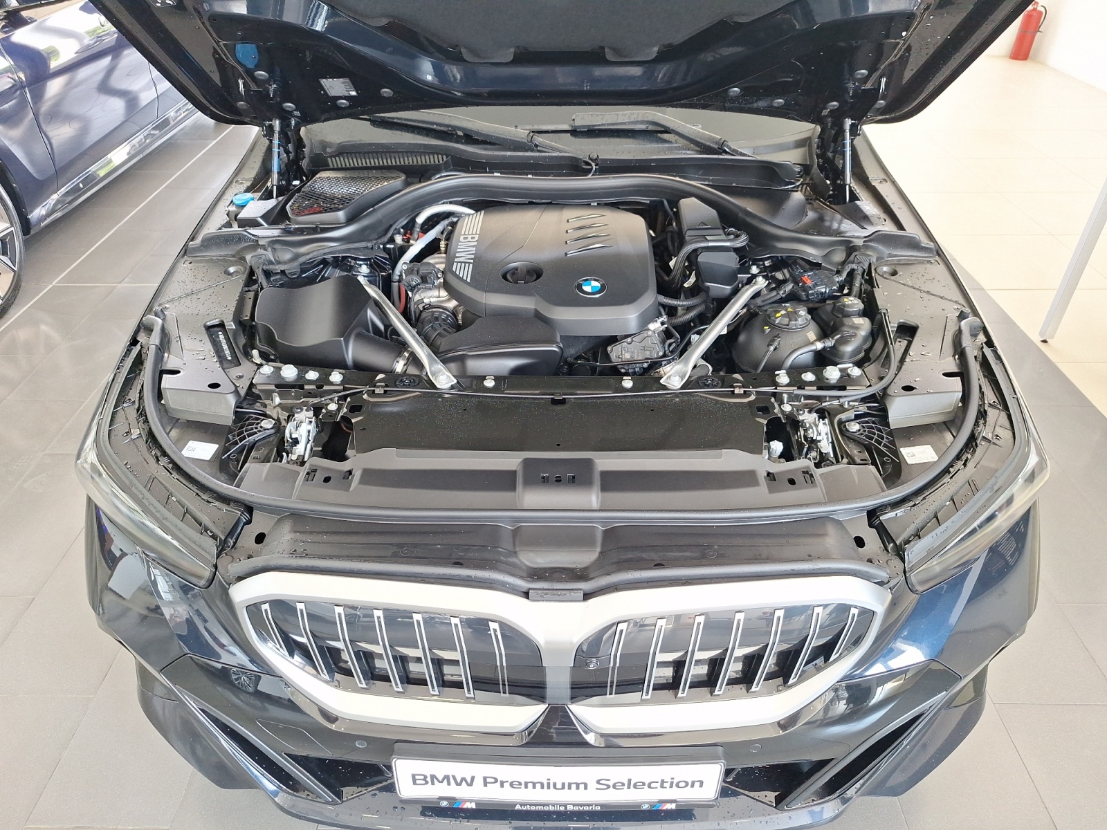 BMW Seria 5, 520D, 2025, 24610 km