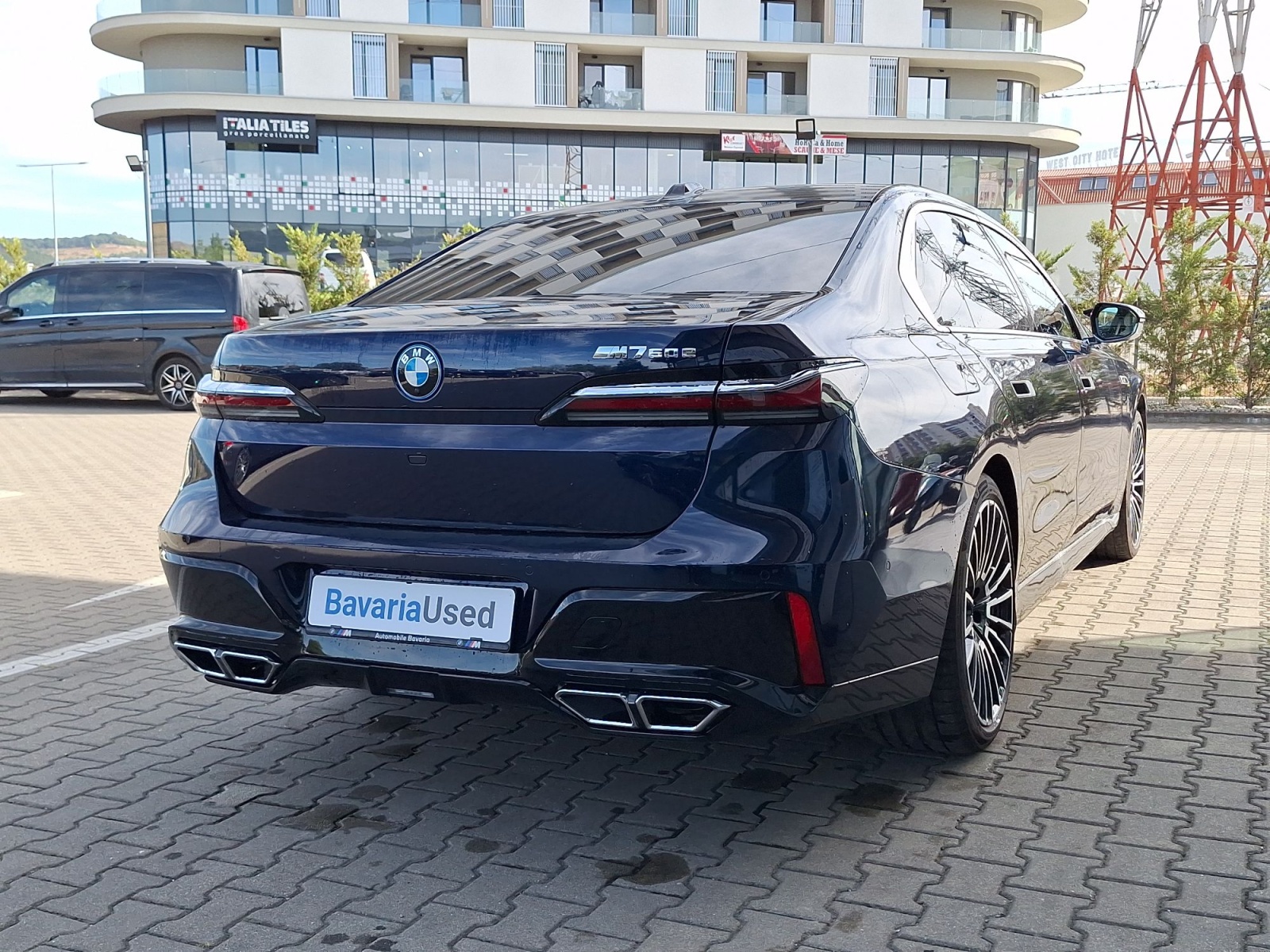 BMW Seria 7, M760E XDRIVE, 2024, 17700 km