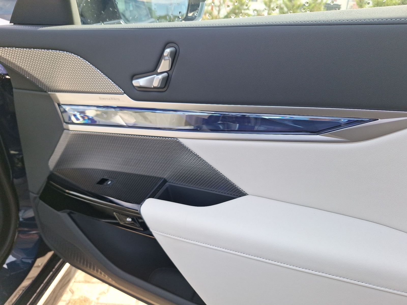 BMW Seria 7, M760E XDRIVE, 2024, 17700 km