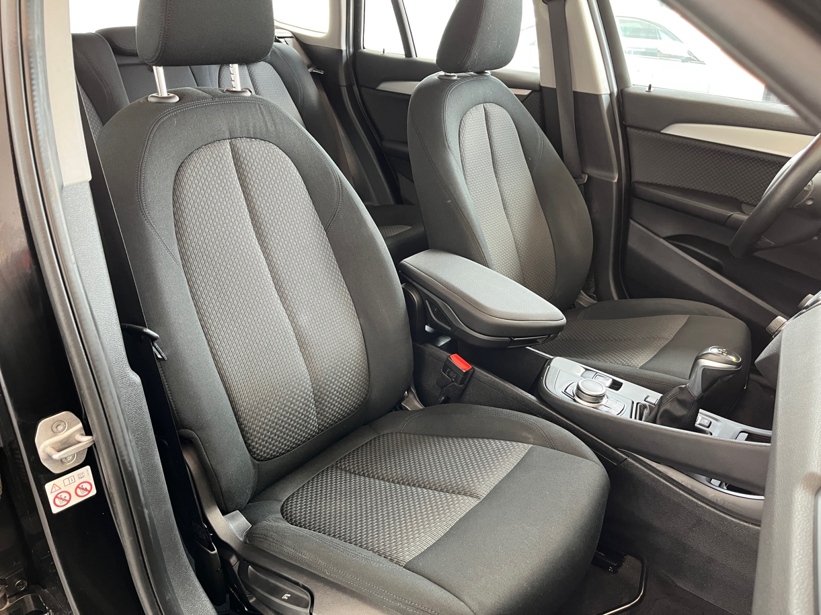 BMW X1, X1 XDRIVE25E, 2021, 102200 km