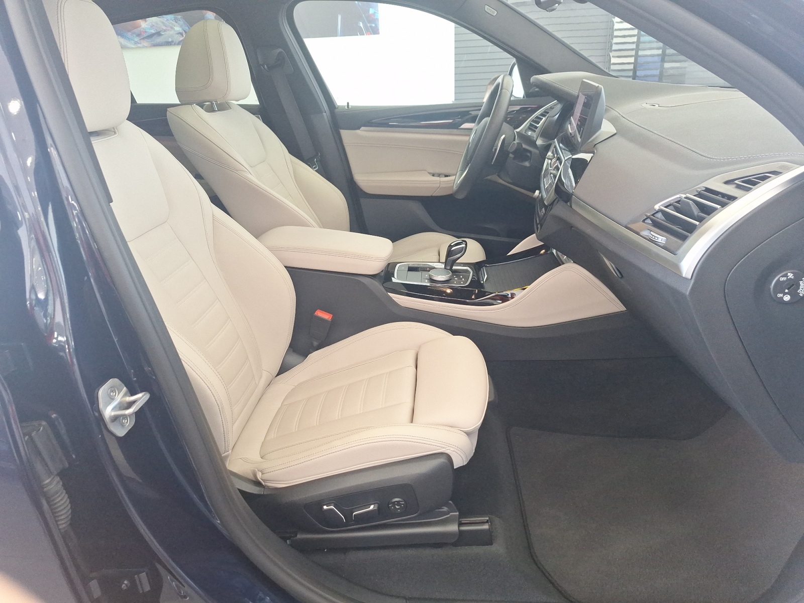 BMW X4, X4 M40D, 2025, 5800 km