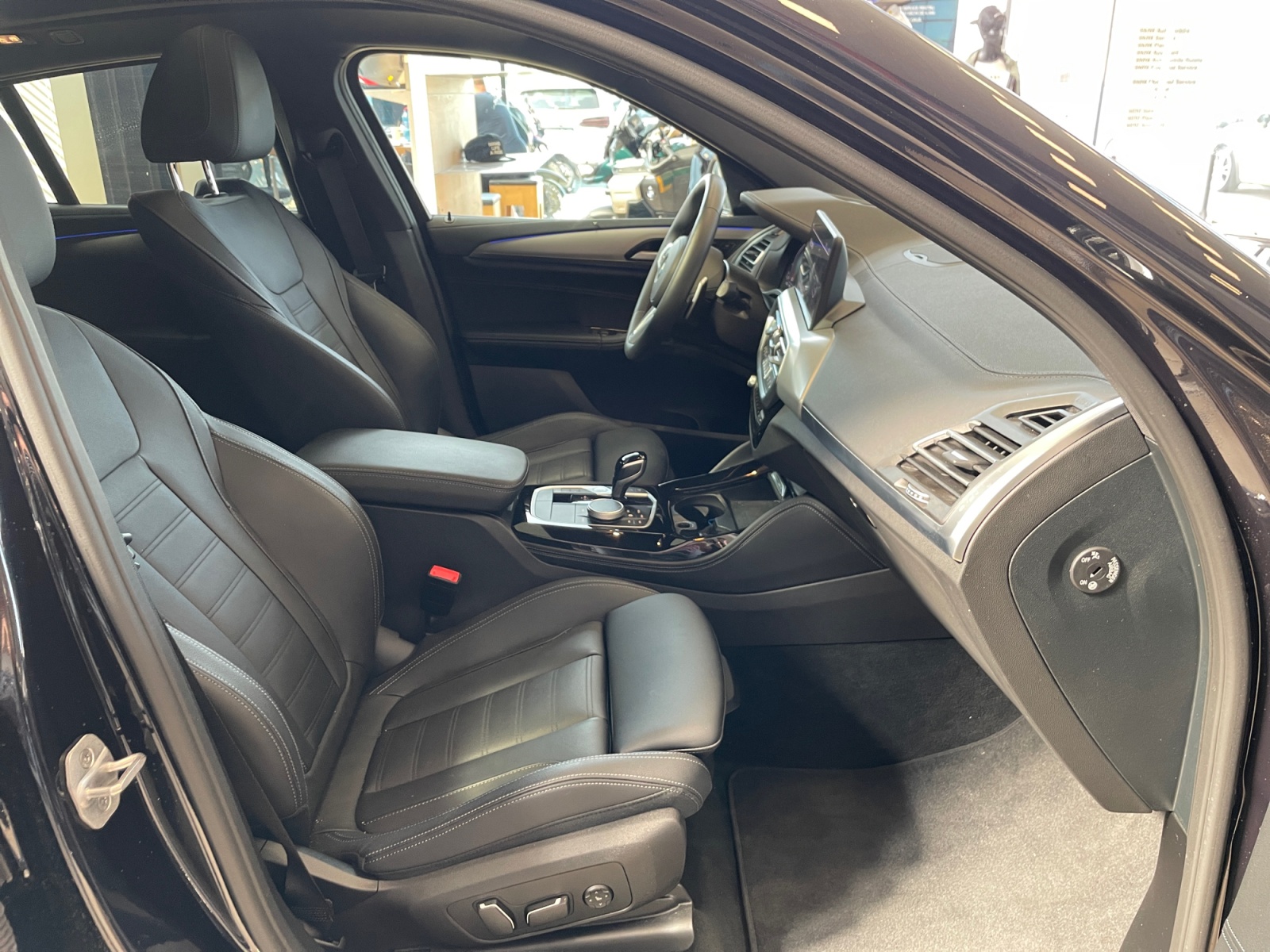 BMW X4, X4 M40I, 2025, 24300 km