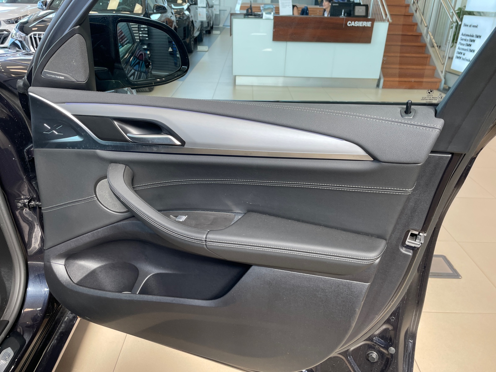 BMW X4, X4 M40I, 2025, 24300 km